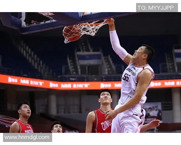 重庆篮球队进攻革新探索：从战术创新到球员素质提升的全面分析