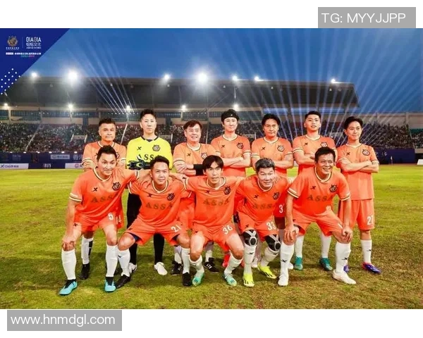 足球场上的璀璨星辰各路明星球员的传奇故事与精彩瞬间 足球场上的璀璨星辰各路明星球员的传奇故事与精彩瞬间